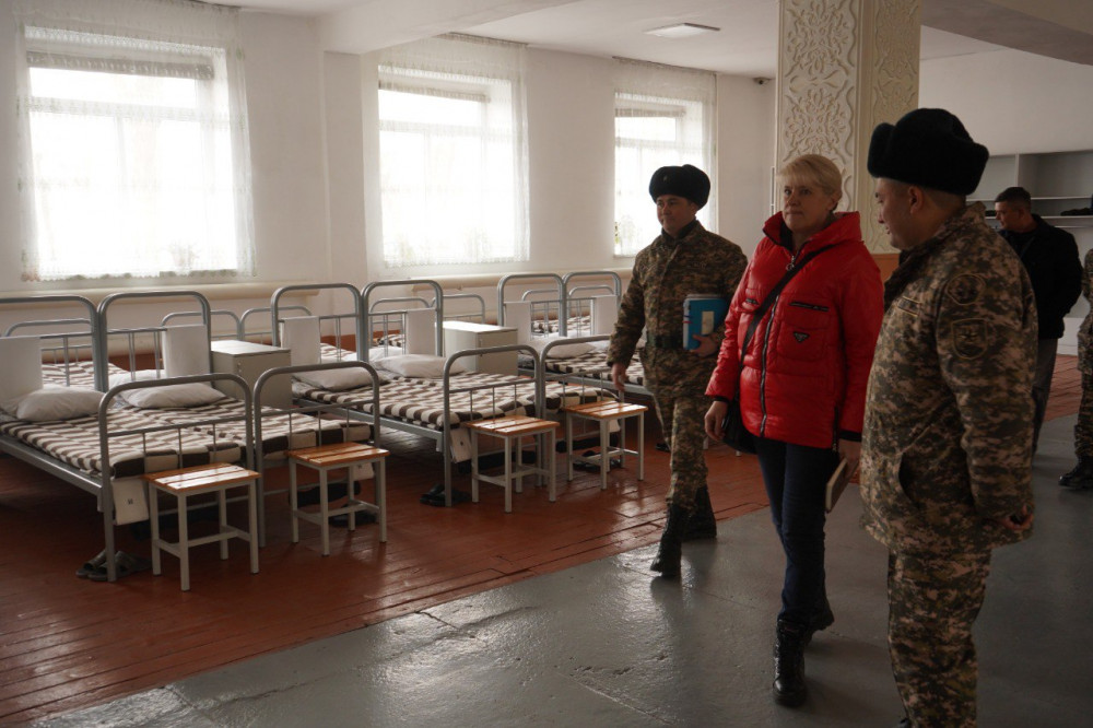 Қоғам өкілдері Гвардейск гарнизонындағы әскери бөлімдерге барды