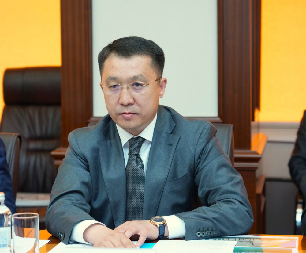 Қарабаев ҚХР Көлік министрі Ли Сяопинмен кездесті