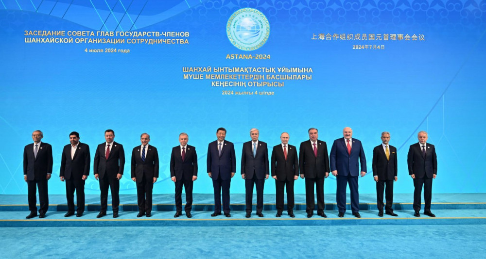 ШЫҰ саммиті: Президенттер кеңесі отырысы басталды