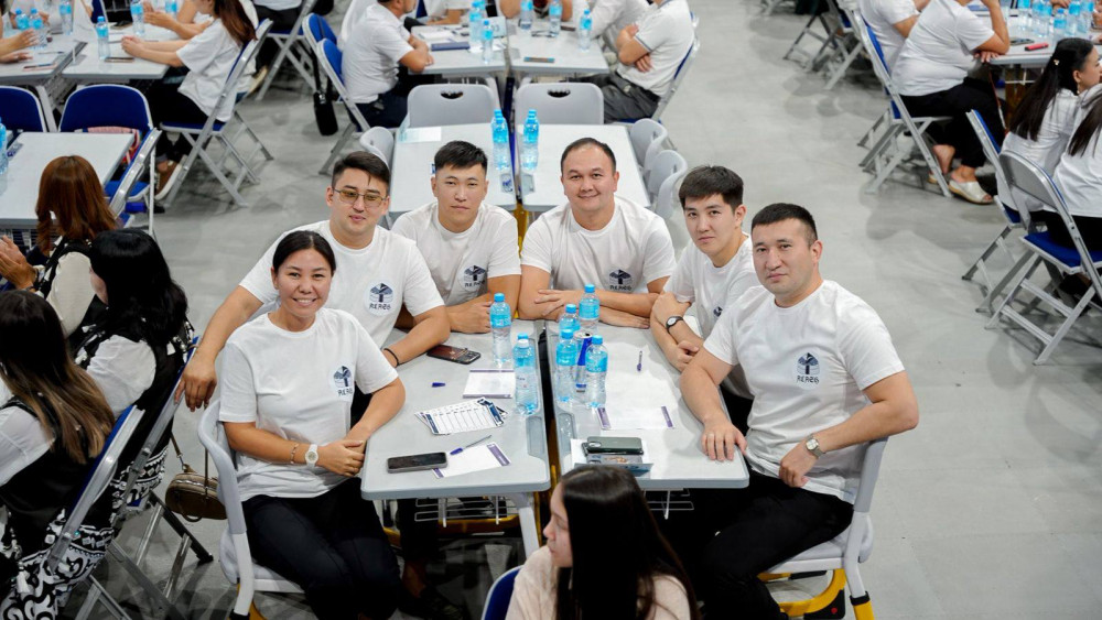 "Абай QUIZ" республикалық зияткерлік ойынына 180 команда қатысты