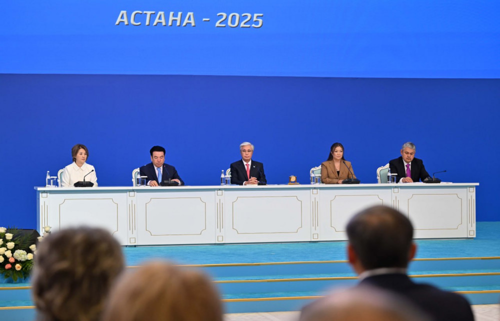 "Білім келешегі: адал азамат, кәсіби маман": Тоқаев тамыз конференциясына қатысуда