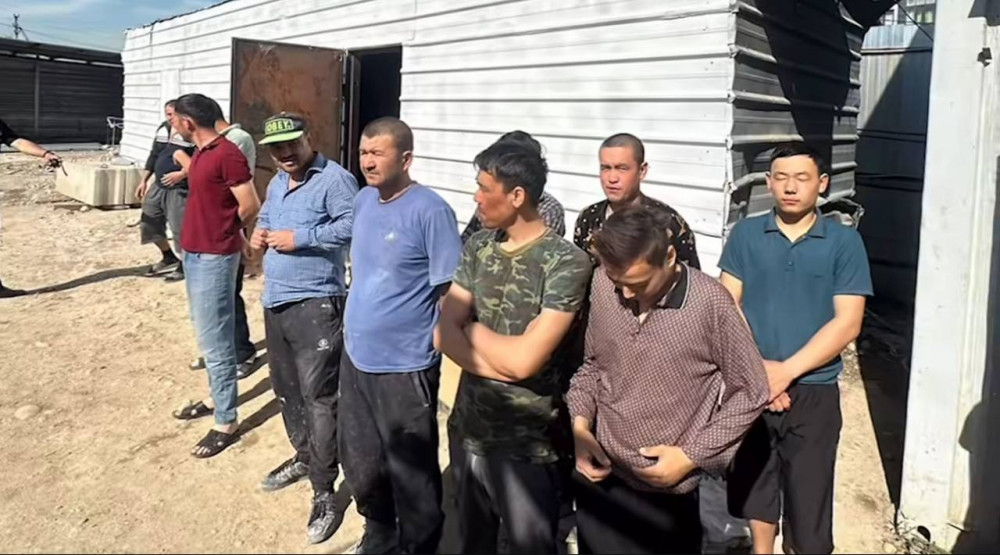 Алматыда заңсыз жұмыс істеген 22 шетел азаматы анықталды