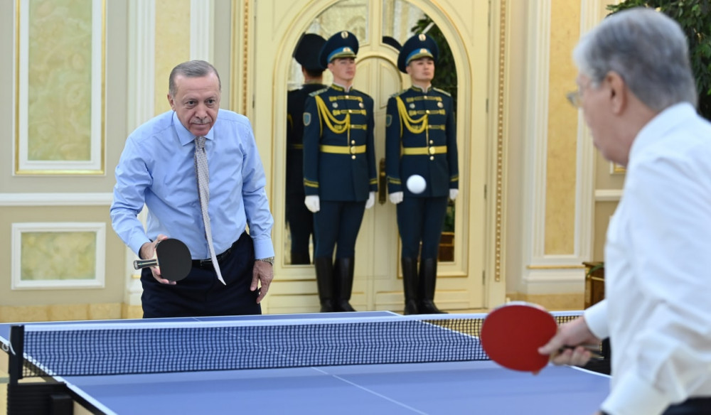 Тоқаев пен Ердоған үстел теннисін ойнады