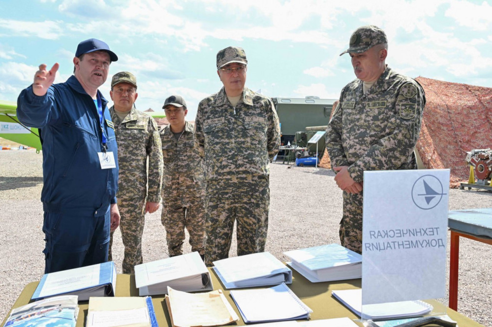 Тоқаев отандық қорғаныс өнеркәсібі кешенін аралады