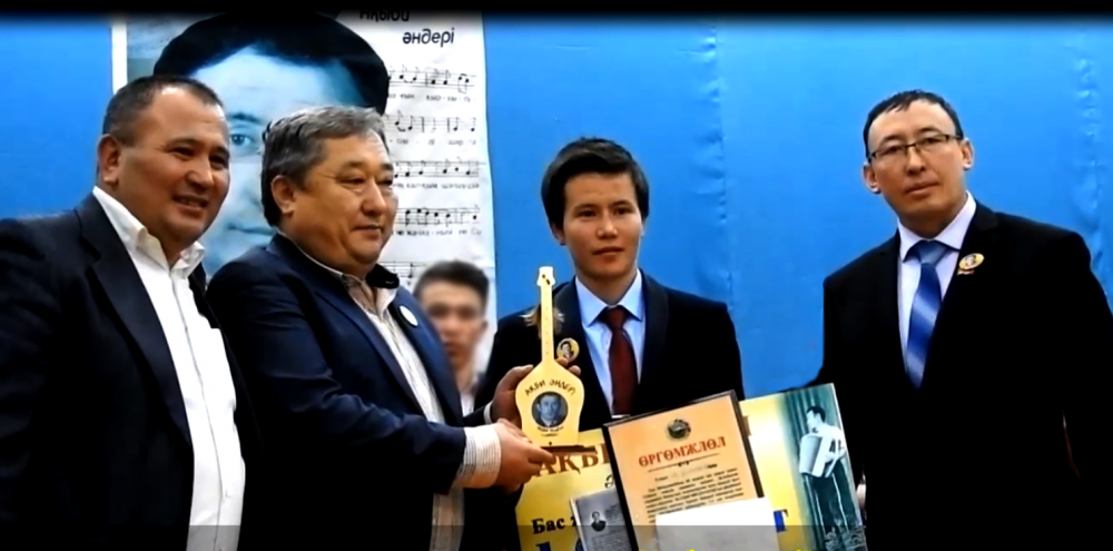 Моңғолияда қазақ композиторының әндерінен байқау өтті