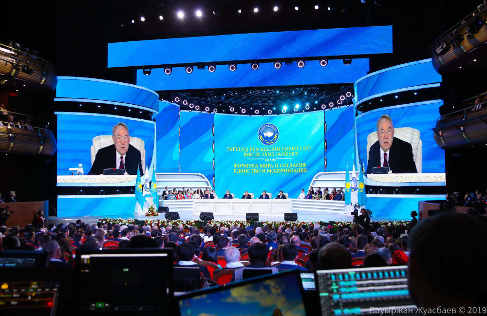 Назарбаев: Әлемдегі тұрақты құндылық – қоғамның бірлігі мен ұлтаралық келісім 