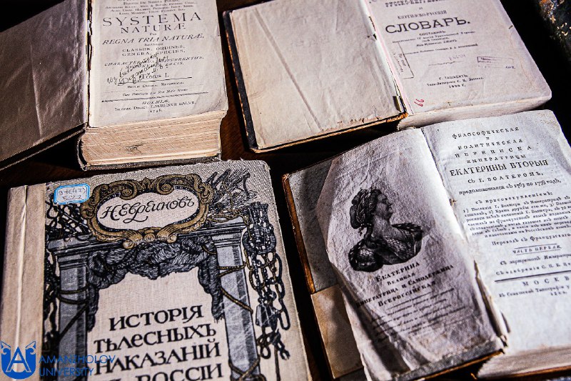 Ғылыми кітапханада 300 жылдық кітаптар көрмесі өтті