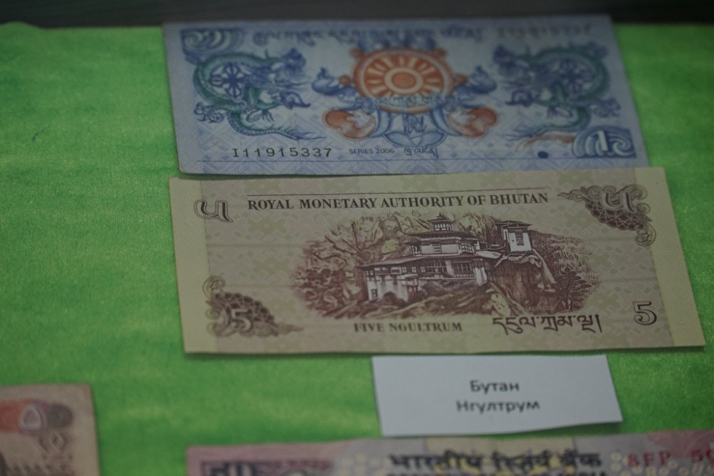 Павлодарда Азия елдерінің тиындары мен банкноттарының көрмесі ашылды