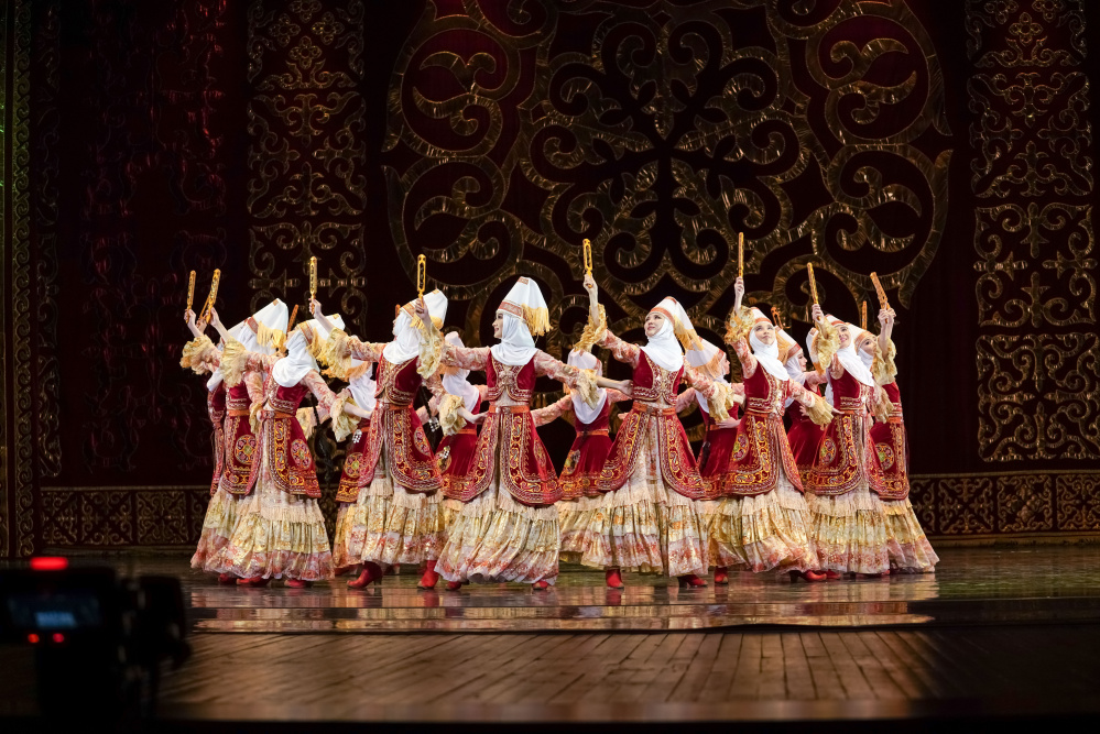 «Астана Балет» театры қысты бимен шығарып салды