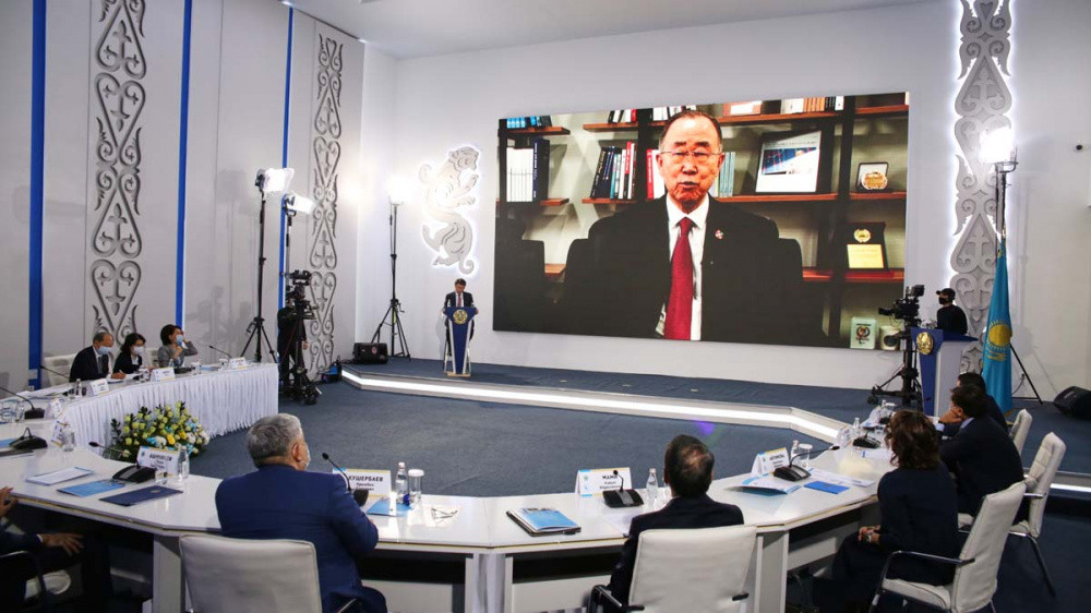 Назарбаев қазақ халқына көреген Ұлы көшбасшы бола білді – Абдуллах Гүл