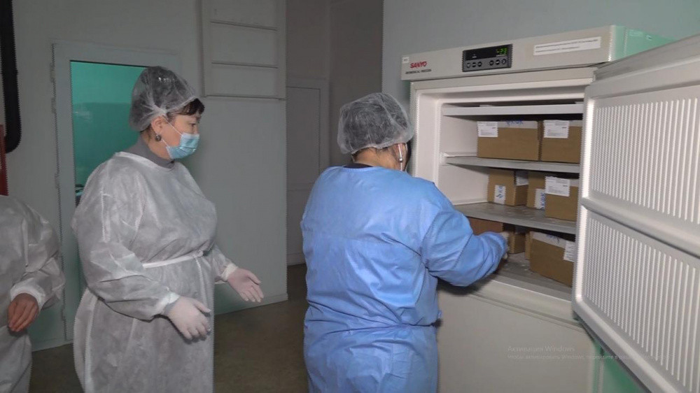 Алматыдағы ревакцинация: Екпені 1750 медицина қызметкері алады