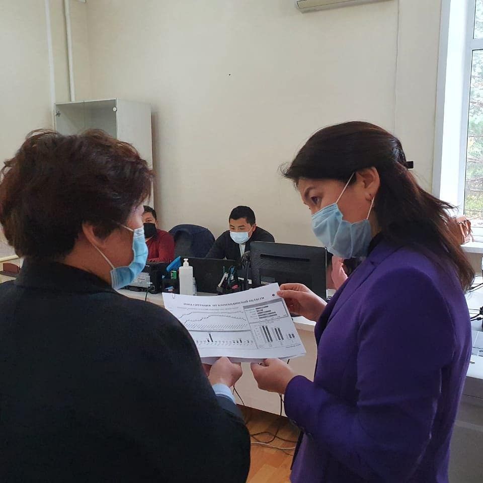 Вице-министр Қарағанды облысындағы медициналық мекемелерді аралады